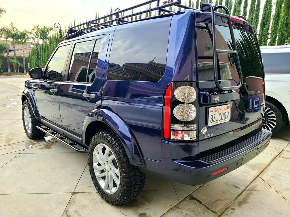 2014 Land Rover Discovery 4th Gen - Image 4 of 31