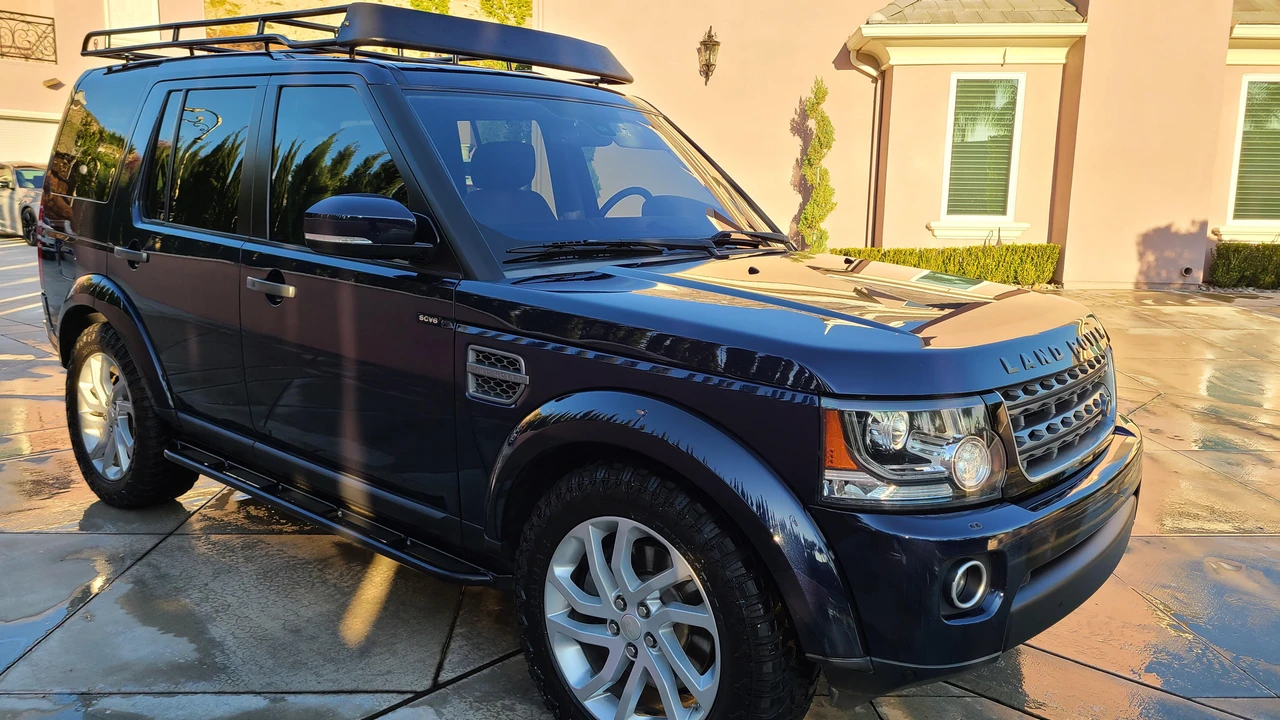 2014 Land Rover Discovery 4th Gen - Image 15 of 31