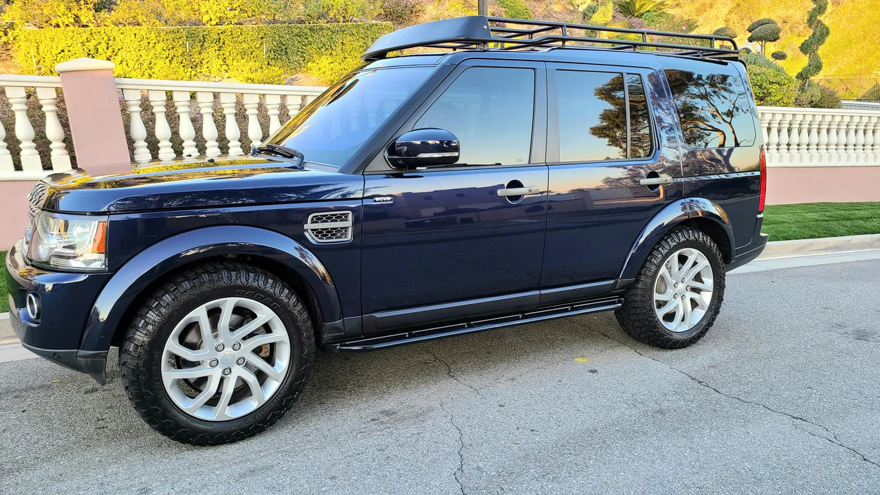 2014 Land Rover Discovery 4th Gen - Image 9 of 31