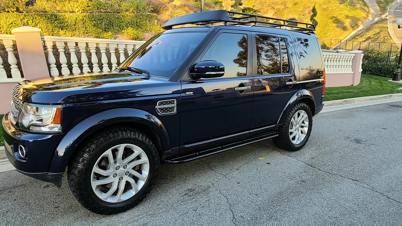 2014 Land Rover Discovery 4th Gen - Image 8 of 31