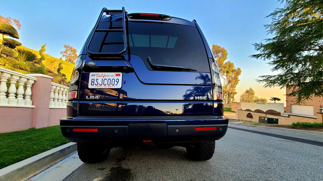 2014 Land Rover Discovery 4th Gen - Image 12 of 31