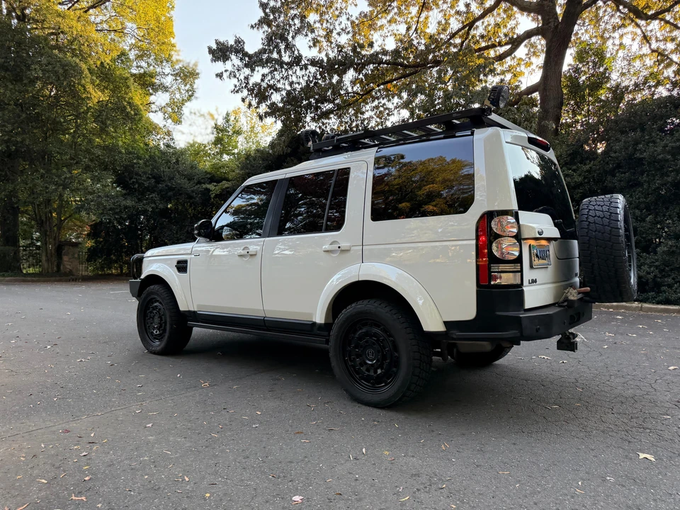 2014 Land Rover Discovery 4th Gen - Image 9 of 31