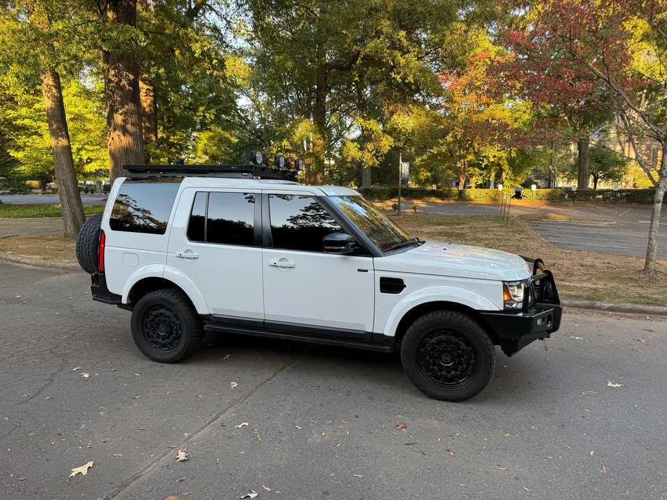2014 Land Rover Discovery 4th Gen - Image 13 of 31
