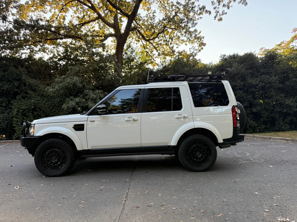 2014 Land Rover Discovery 4th Gen - Image 8 of 31