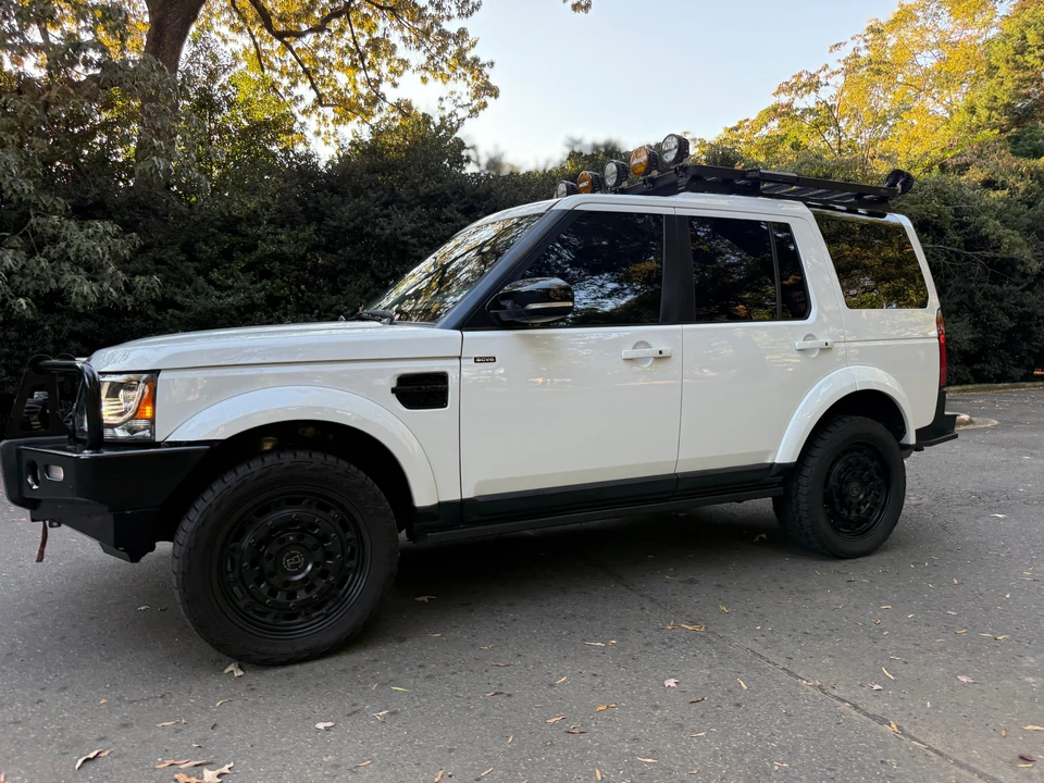 2014 Land Rover Discovery 4th Gen - Image 7 of 31