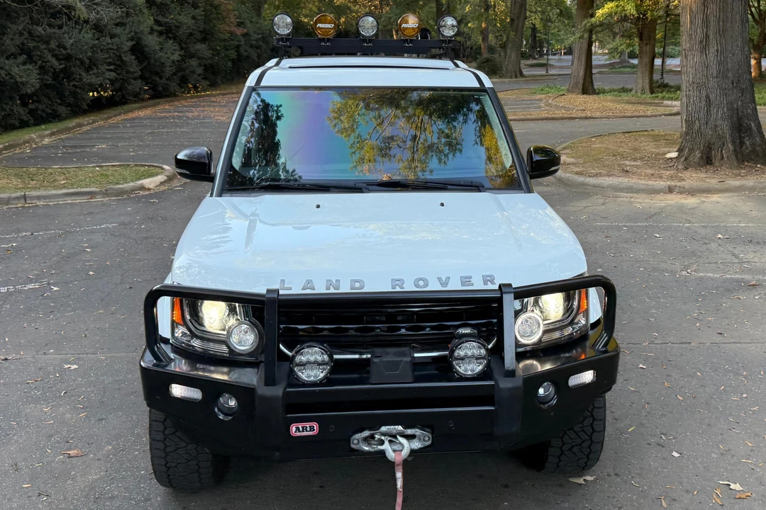 2014 Land Rover Discovery 4th Gen - Image 2 of 31