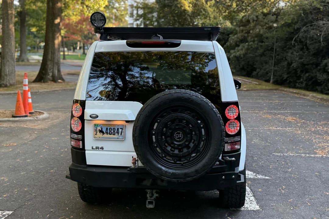 2014 Land Rover Discovery 4th Gen - Image 5 of 31