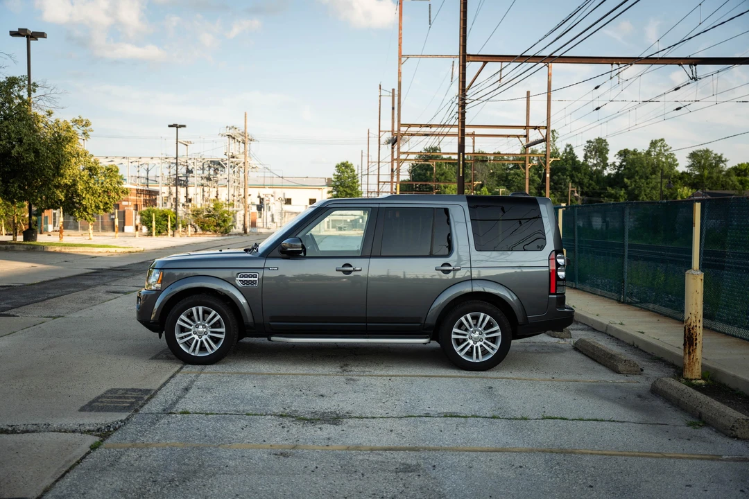 2014 Land Rover Discovery 4th Gen - Image 16 of 31