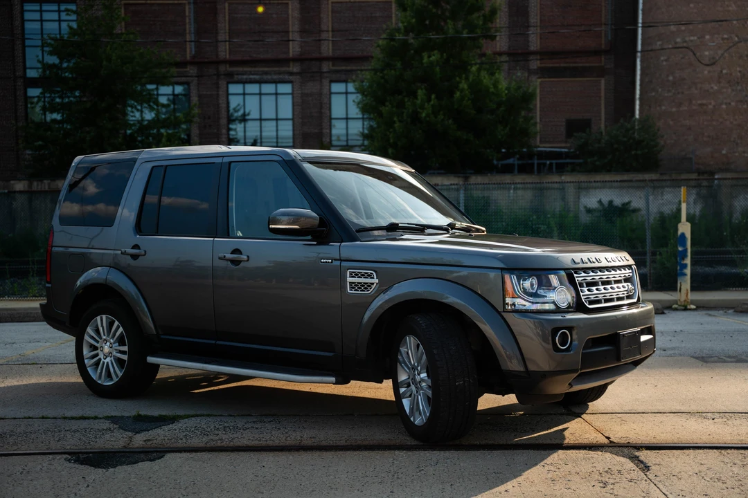 2014 Land Rover Discovery 4th Gen - Image 25 of 31