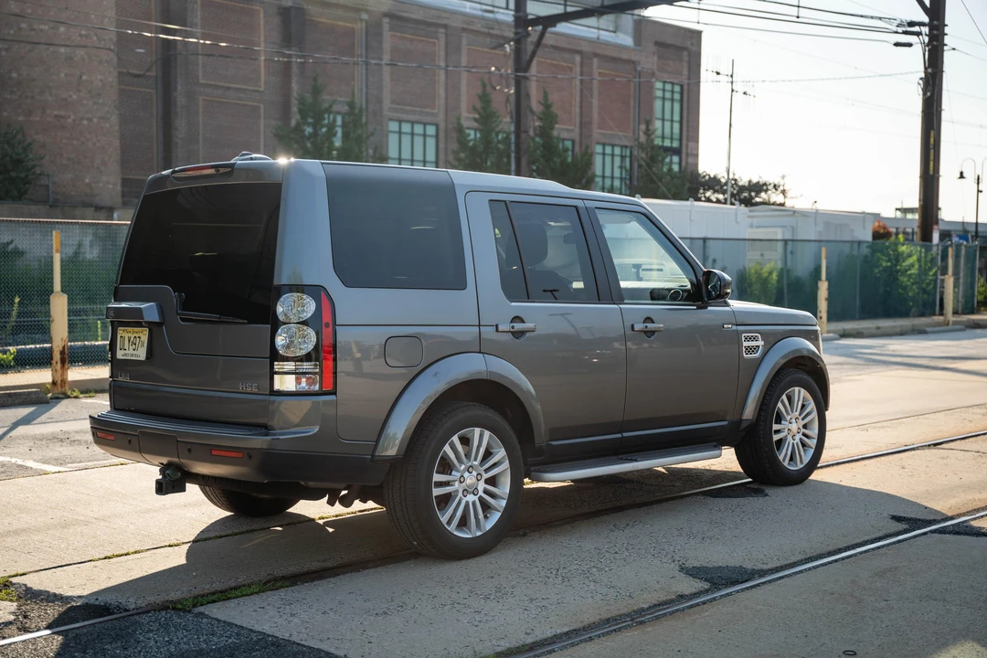 2014 Land Rover Discovery 4th Gen - Image 21 of 31