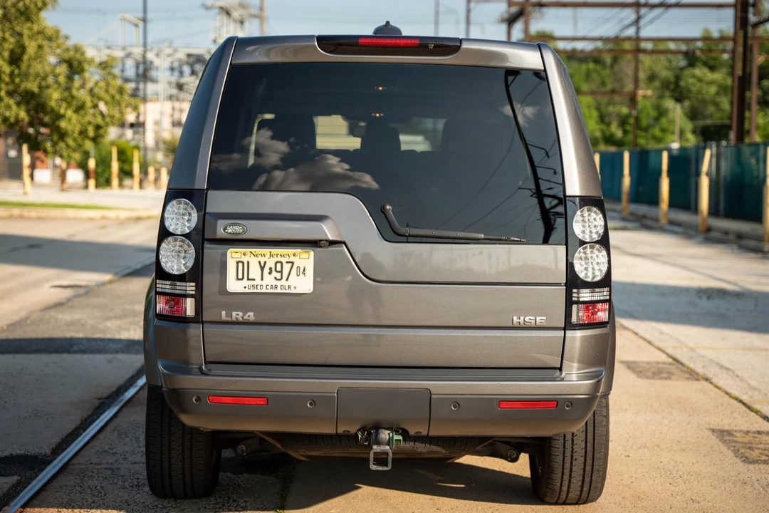 2014 Land Rover Discovery 4th Gen - Image 5 of 31