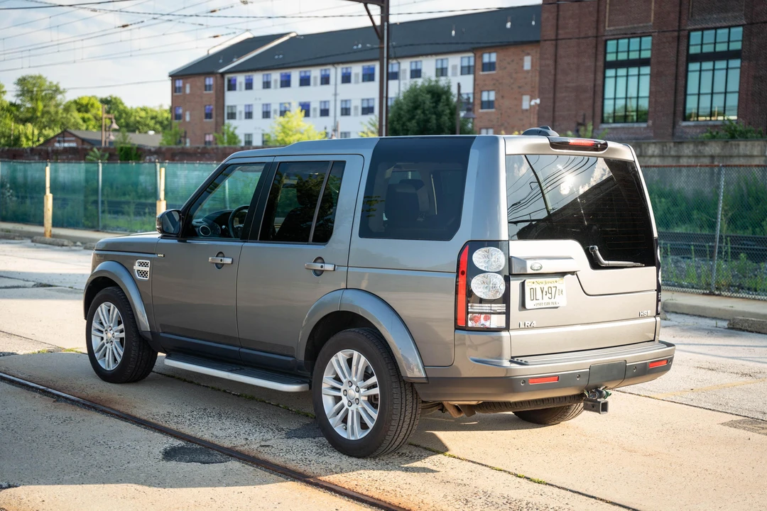 2014 Land Rover Discovery 4th Gen - Image 18 of 31