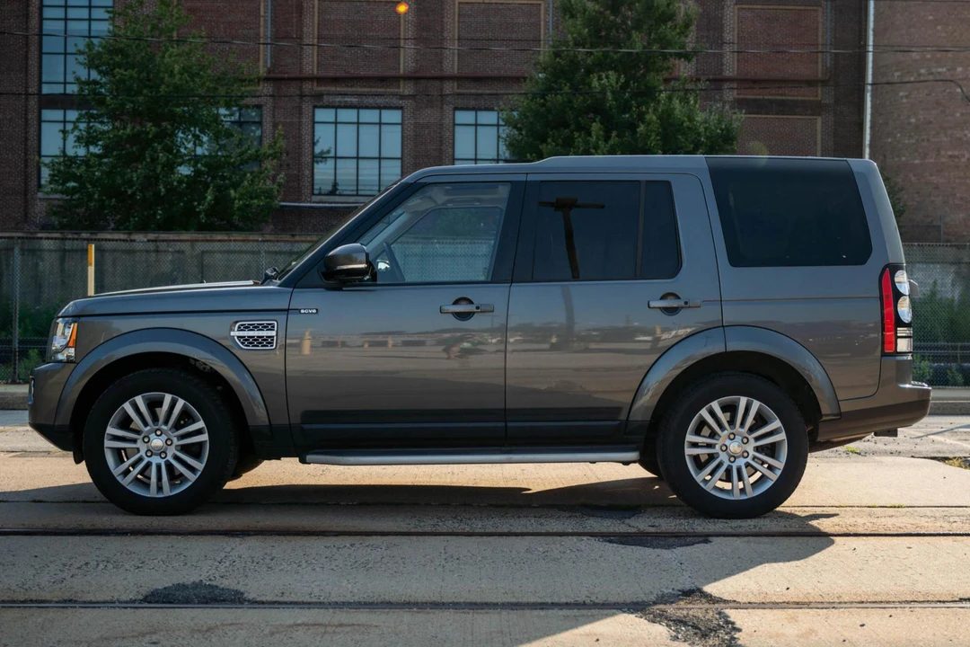 2014 Land Rover Discovery 4th Gen - Image 3 of 31