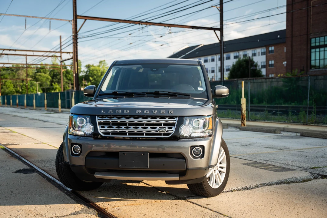2014 Land Rover Discovery 4th Gen - Image 8 of 31