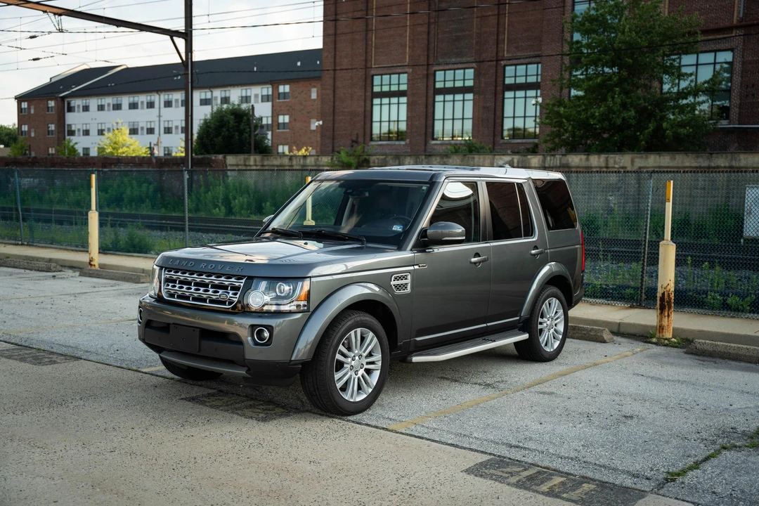 2014 Land Rover Discovery 4th Gen - Image 15 of 31