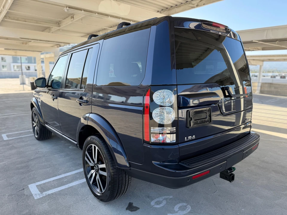 2014 Land Rover Discovery 4th Gen - Image 12 of 31