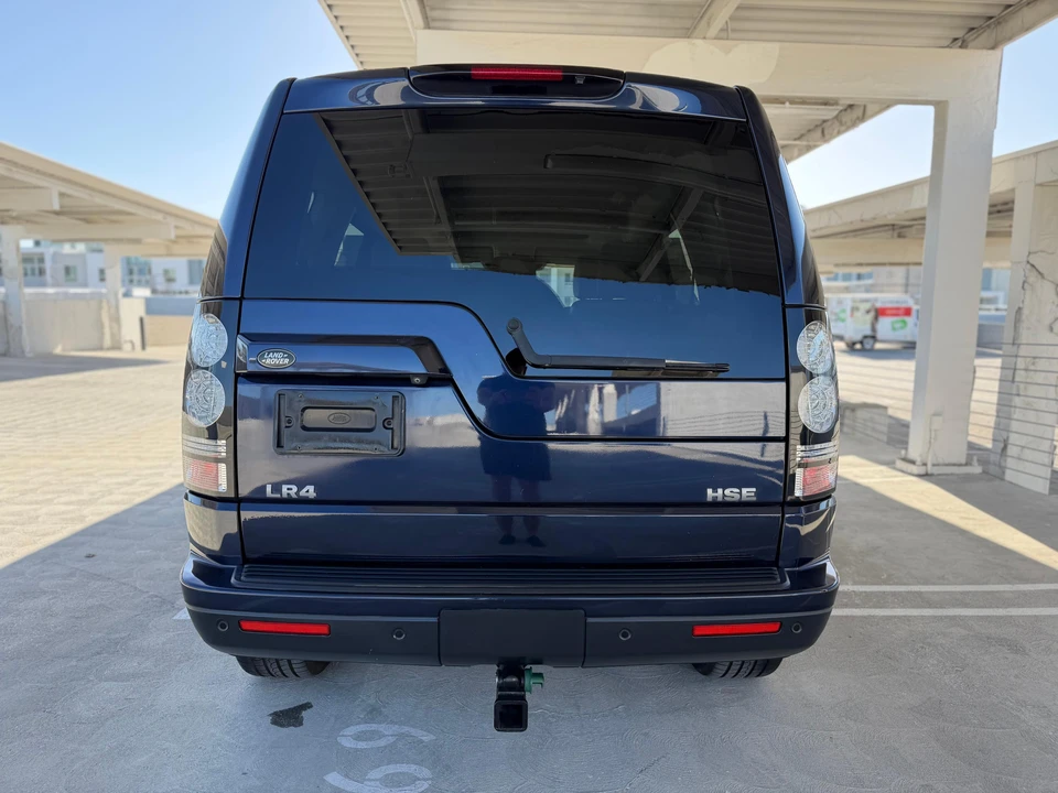 2014 Land Rover Discovery 4th Gen - Image 15 of 31
