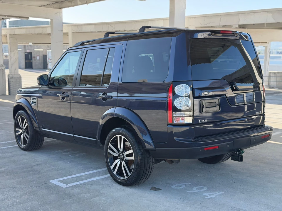 2014 Land Rover Discovery 4th Gen - Image 11 of 31