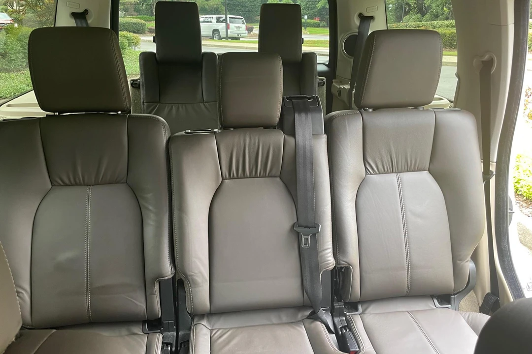 2014 Land Rover Discovery 4th Gen - Image 30 of 31