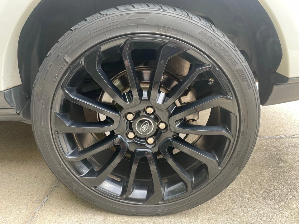 2014 Land Rover Discovery 4th Gen - Image 25 of 31