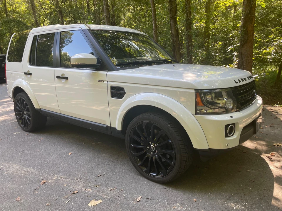 2014 Land Rover Discovery 4th Gen - Image 16 of 31