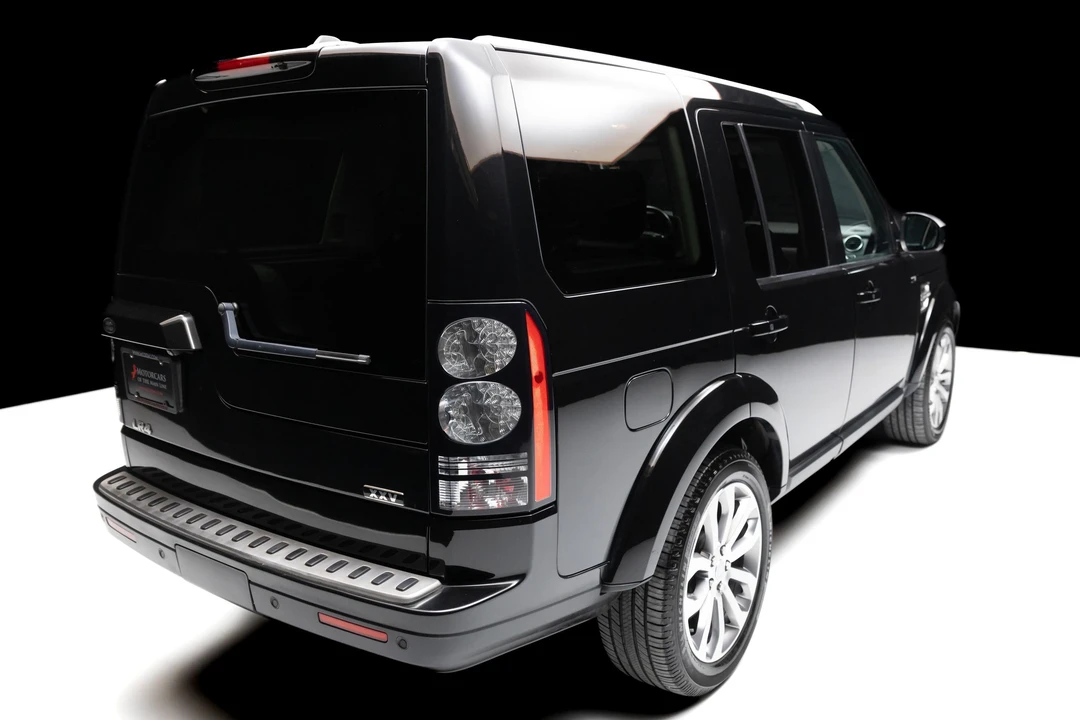 2014 Land Rover Discovery 4th Gen - Image 9 of 31