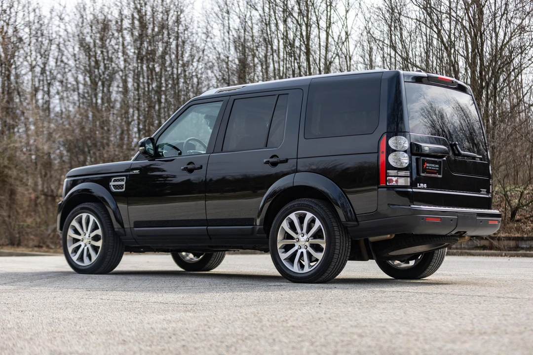 2014 Land Rover Discovery 4th Gen - Image 23 of 31