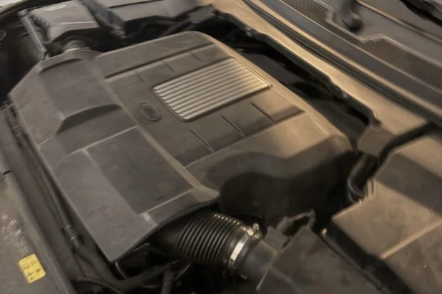 2014 Land Rover Discovery 4th Gen - Image 6 of 6