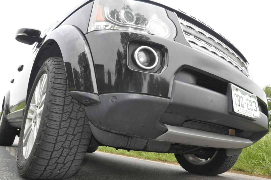 2014 Land Rover Discovery 4th Gen - Image 15 of 31