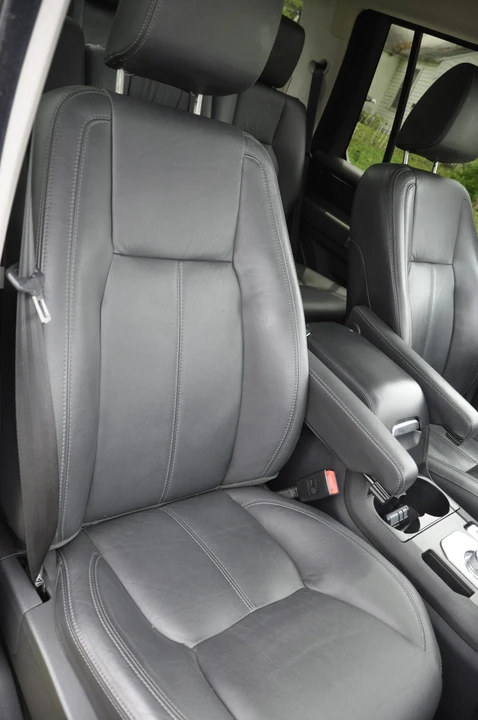 2014 Land Rover Discovery 4th Gen - Image 30 of 31