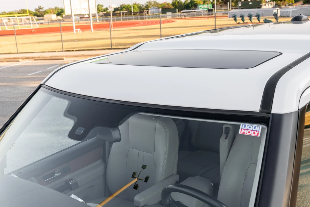 2014 Land Rover Discovery 4th Gen - Image 13 of 31
