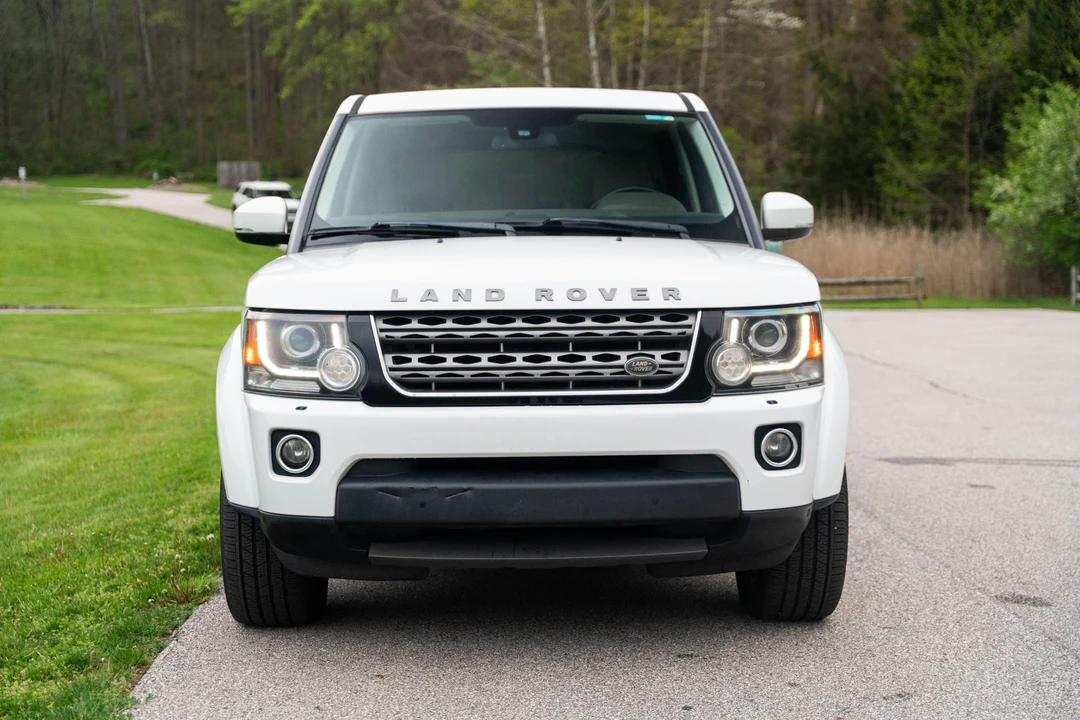 2014 Land Rover Discovery 4th Gen - Image 30 of 31