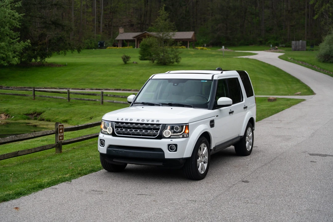 2014 Land Rover Discovery 4th Gen - Image 21 of 31