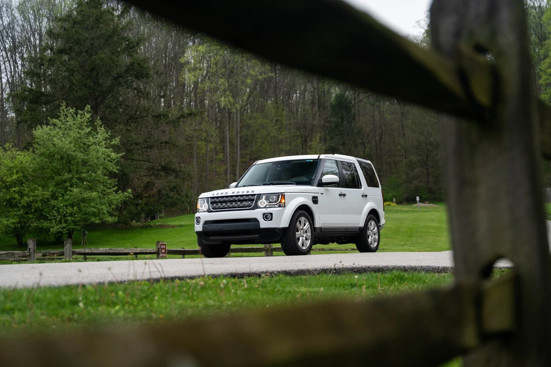 2014 Land Rover Discovery 4th Gen - Image 16 of 31