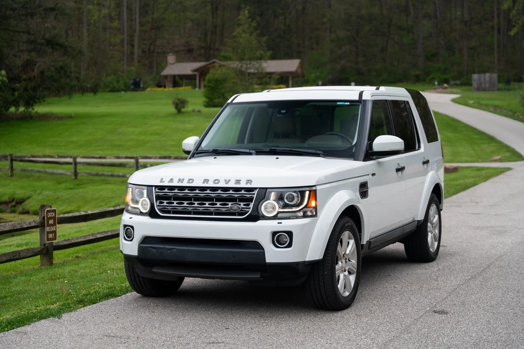2014 Land Rover Discovery 4th Gen - Image 25 of 31