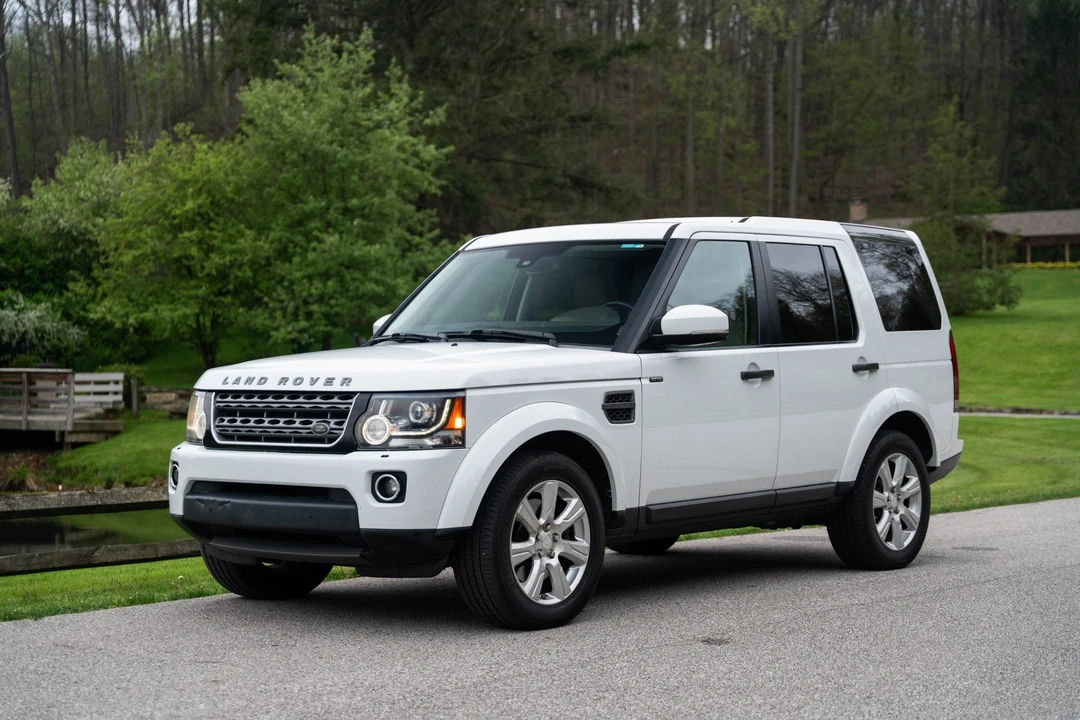 2014 Land Rover Discovery 4th Gen - Image 3 of 31
