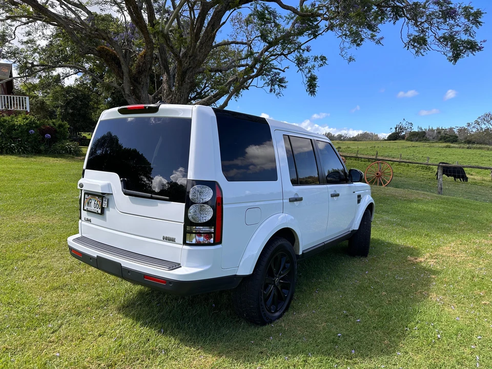 2014 Land Rover Discovery 4th Gen - Image 7 of 31