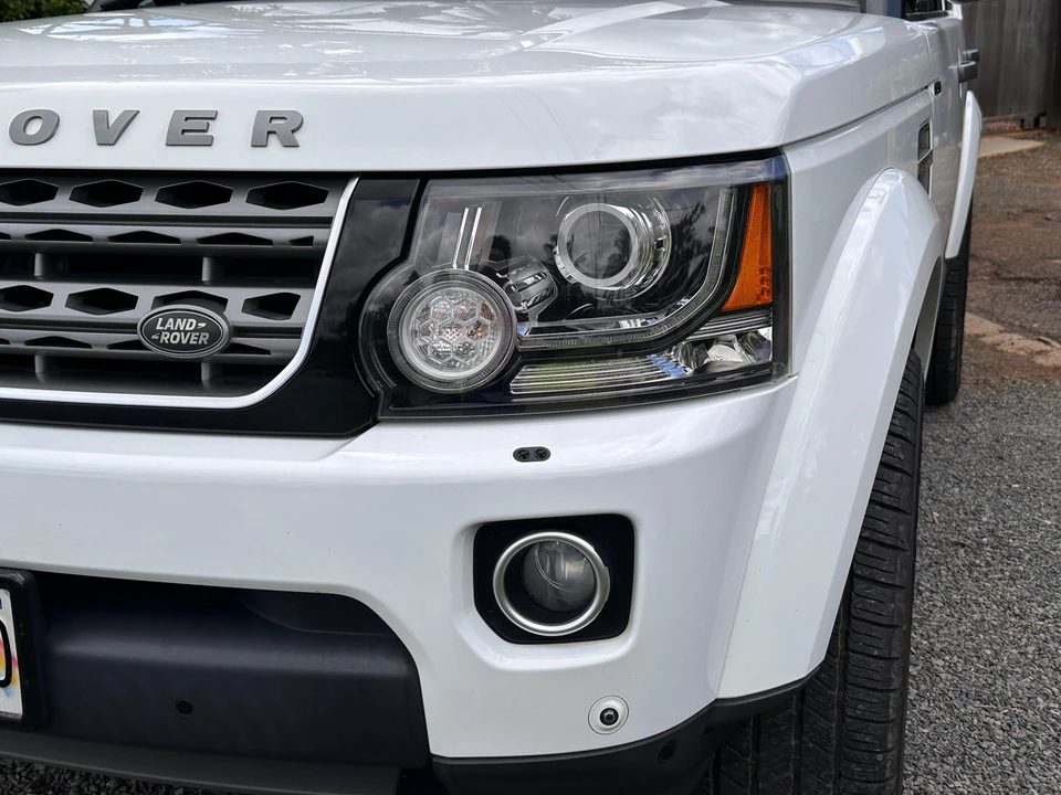 2014 Land Rover Discovery 4th Gen - Image 10 of 31