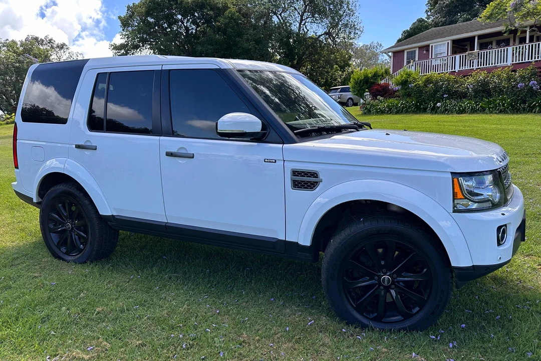 2014 Land Rover Discovery 4th Gen - Image 8 of 31