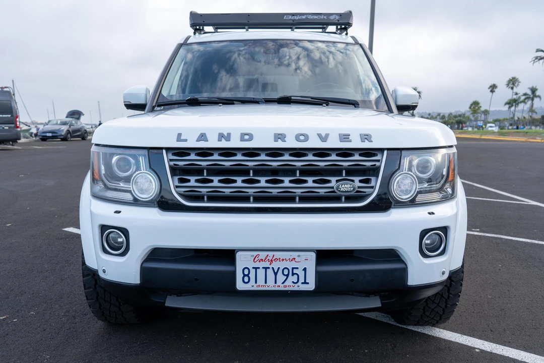2014 Land Rover Discovery 4th Gen - Image 2 of 31