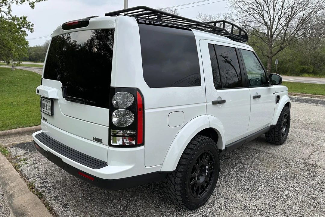 2014 Land Rover Discovery 4th Gen - Image 4 of 31