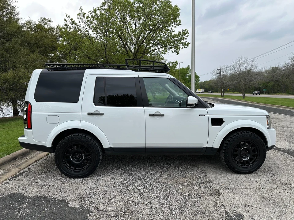 2014 Land Rover Discovery 4th Gen - Image 11 of 31