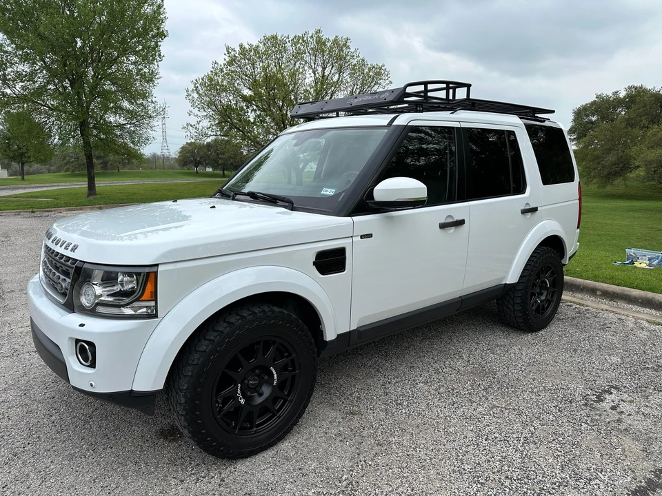 2014 Land Rover Discovery 4th Gen - Image 7 of 31