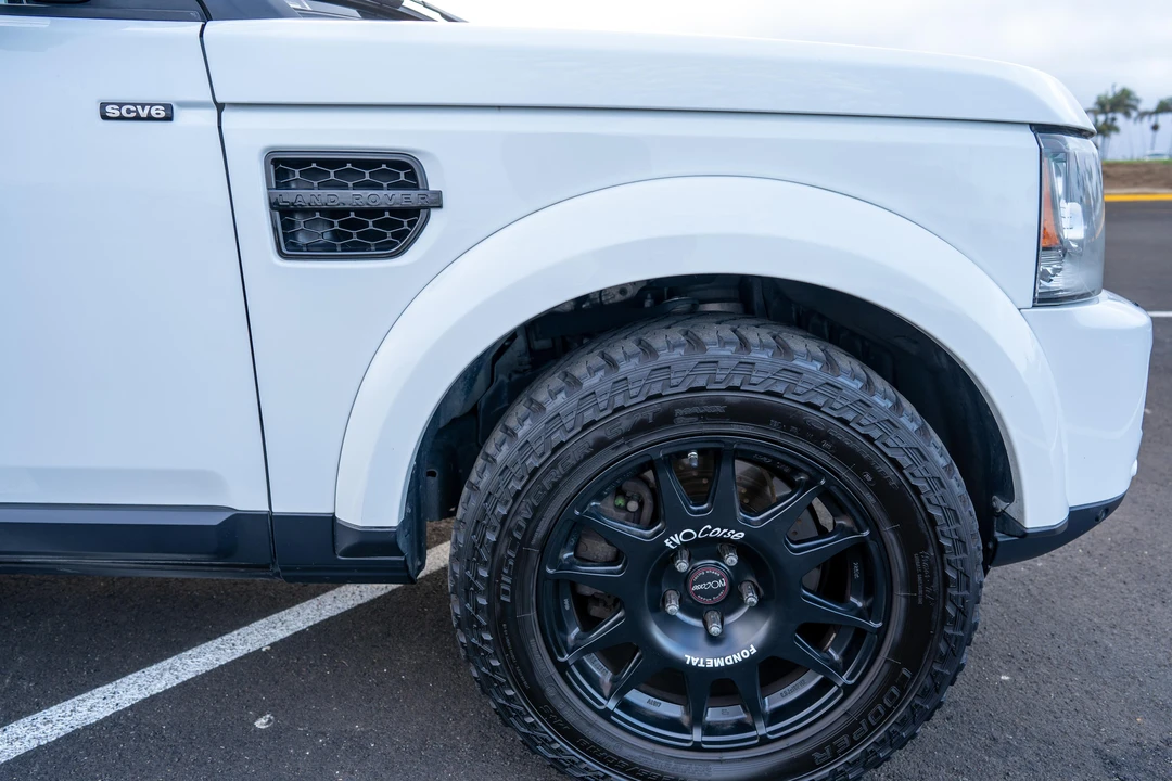 2014 Land Rover Discovery 4th Gen - Image 24 of 31