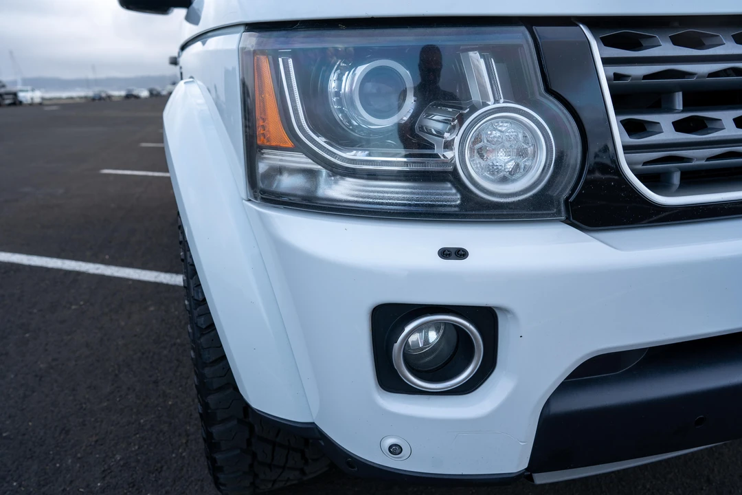 2014 Land Rover Discovery 4th Gen - Image 11 of 31