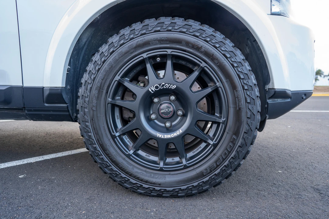 2014 Land Rover Discovery 4th Gen - Image 28 of 31
