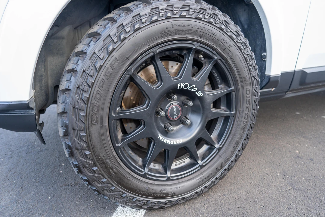 2014 Land Rover Discovery 4th Gen - Image 29 of 31