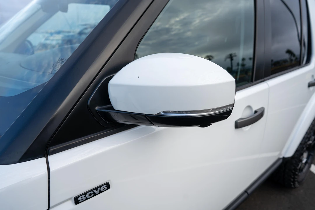 2014 Land Rover Discovery 4th Gen - Image 16 of 31