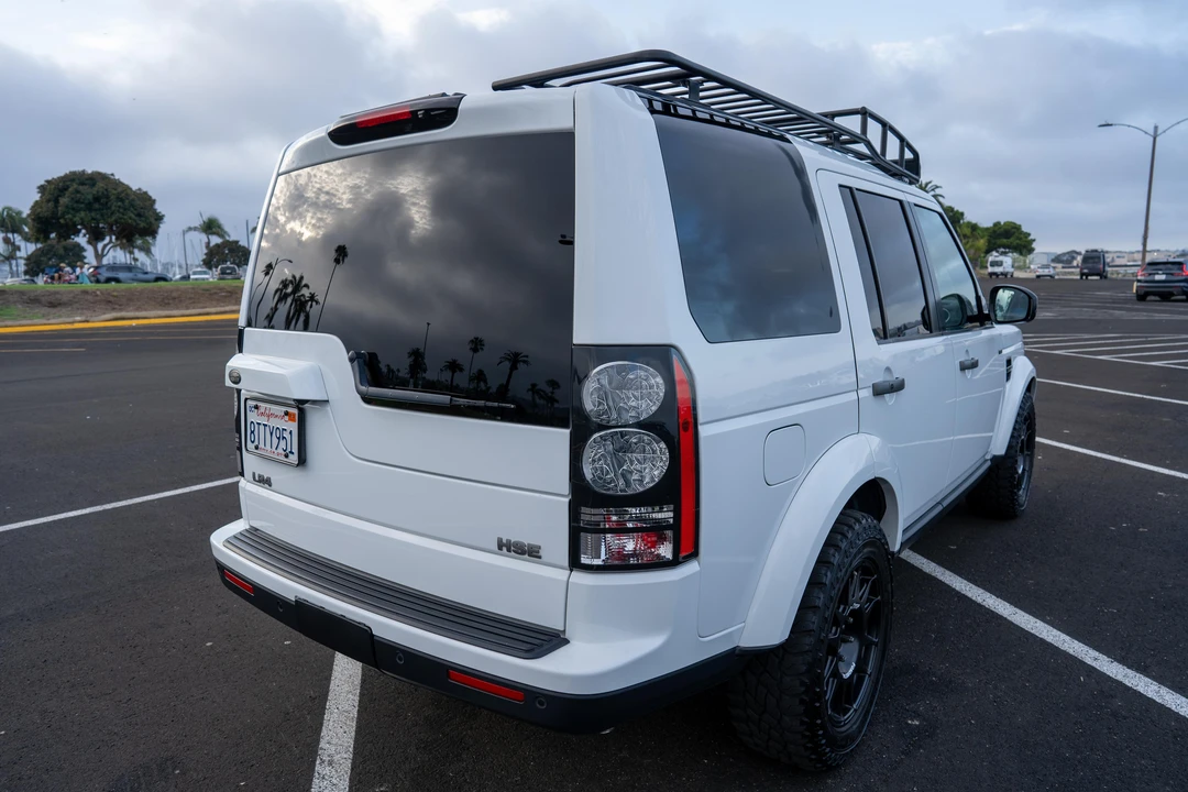 2014 Land Rover Discovery 4th Gen - Image 9 of 31