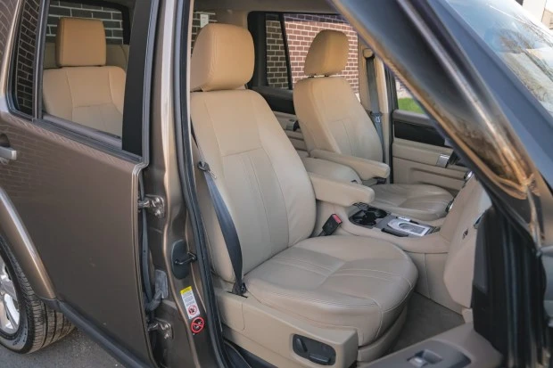 2014 Land Rover Discovery 4th Gen - Image 4 of 8